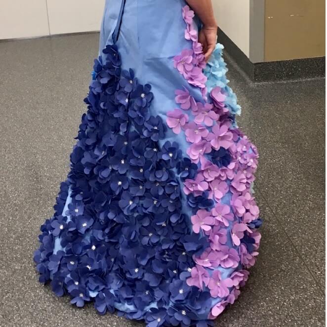 Blue Wrap Couture: From Waste to Flowers